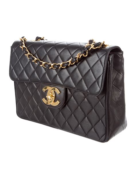 chanel classic flap bag big